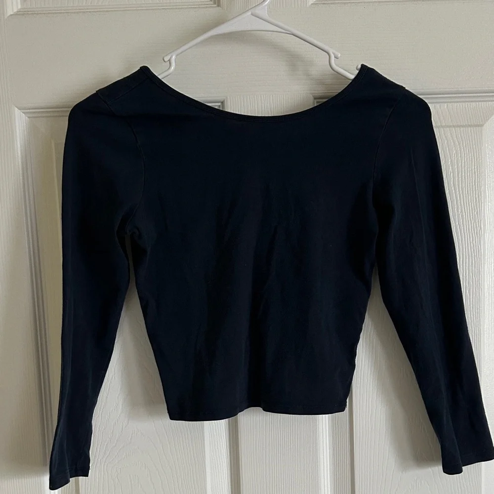 Abercrombie and fitch dark navy blue cropped top